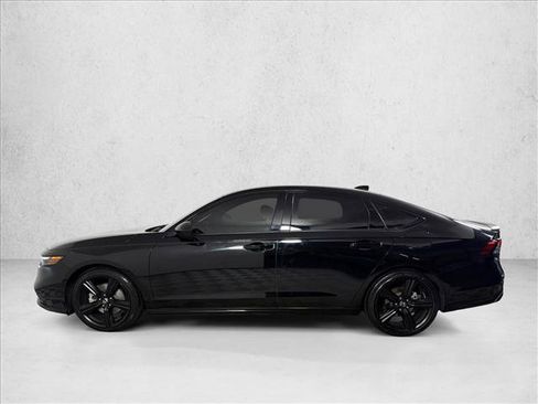 Used 2023 Honda Accord Sport image 7