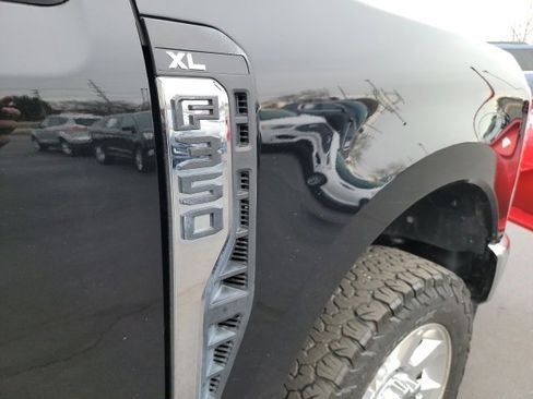 Used 2023 Ford F350 XL w/ Snow Plow Prep Package image 5