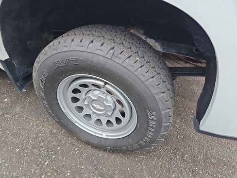 Used 2023 Chevrolet Silverado 1500 LT w/ Protection Package image 9