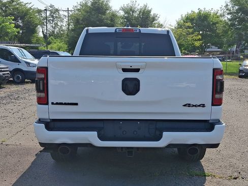 Used 2022 RAM 1500 Laramie AWD/4WD image 9