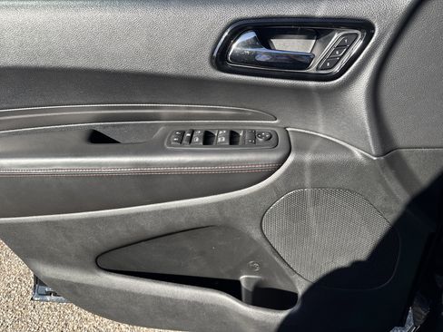 Used 2023 Dodge Durango GT image 9