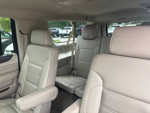Used 2016 GMC Yukon XL Denali w/ Open Road Package RWD image 12