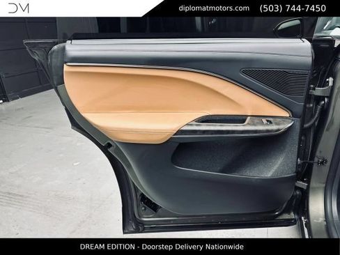Used 2026 Lucid Gravity Dream AWD/4WD image 28