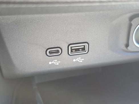 New 2026 Buick Envista Sport Touring w/ Convenience I Package FWD image 28
