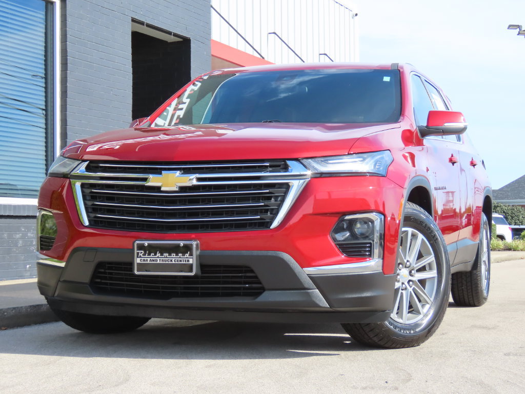 Used 2023 Chevrolet Traverse LT w/ LPO, Floor Liner Package AWD/4WD image 8