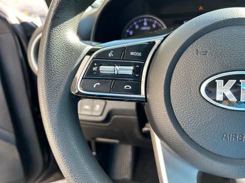 Used 2021 Kia Forte FE image 21