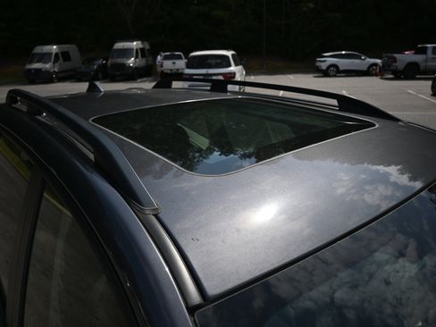 Used 2021 Subaru Forester Premium image 14