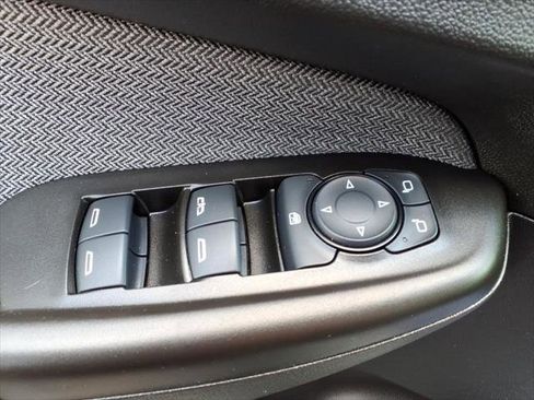 Used 2023 Chevrolet TrailBlazer LS FWD image 14