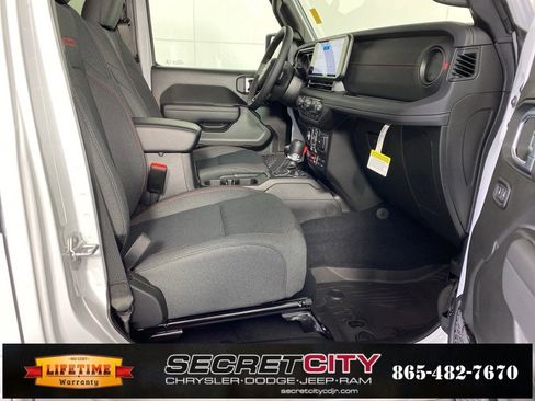 New 2026 Jeep Wrangler Unlimited Rubicon image 34