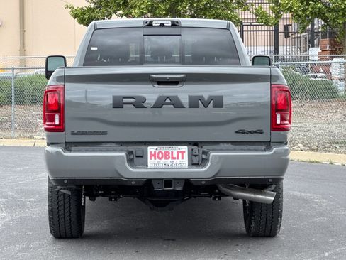 New 2026 RAM 2500 Laramie AWD/4WD image 4