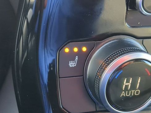 Certified 2023 Toyota Highlander XLE image 14