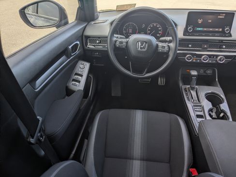 Used 2022 Honda Civic Sport image 17