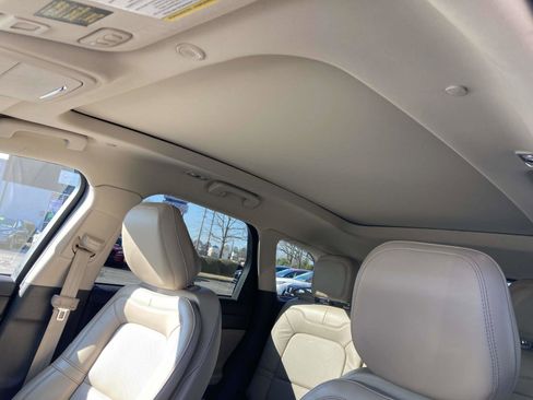 Used 2021 Lincoln Corsair Grand Touring w/ Equipment Group 301A image 22