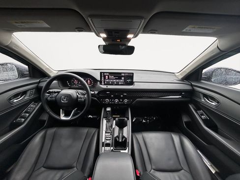 Used 2024 Honda Accord Touring image 13