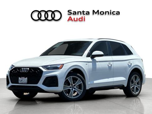 Used 2025 Audi Q5 2.0T Premium w/ Convenience Plus Package AWD/4WD image 1