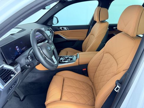 New 2026 BMW X5 xDrive50e AWD/4WD image 5
