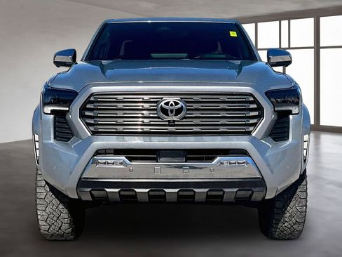 Used 2024 Toyota Tacoma Limited w/ Limited Package (LT) image 2