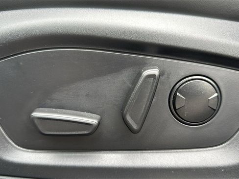 New 2025 Ford Explorer Active w/ Active Comfort Package image 34