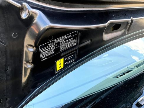 Used 2022 Volvo XC60 B5 Momentum AWD/4WD image 35