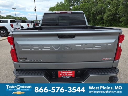 New 2026 Chevrolet Silverado 1500 RST w/ Convenience Package II AWD/4WD image 7