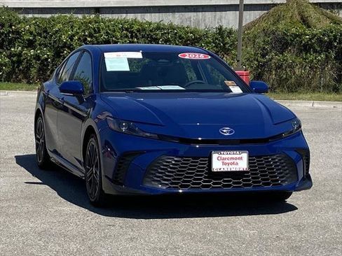 Certified 2026 Toyota Camry SE w/ Convenience Package FWD image 46