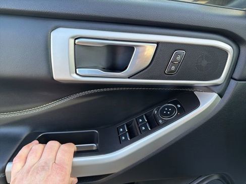 Used 2023 Ford Explorer XLT w/ Equipment Group 202A image 16