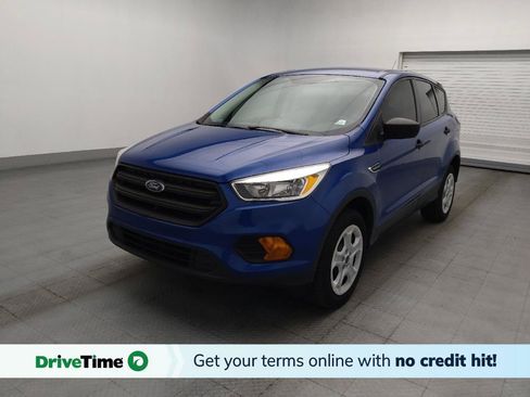 Used 2017 Ford Escape S FWD image 1