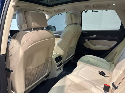 Used 2021 Audi Q5 Prestige image 33