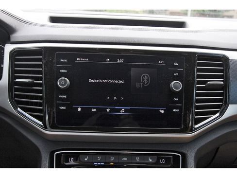 Used 2023 Volkswagen Atlas Cross Sport SEL Premium R-Line AWD/4WD image 27