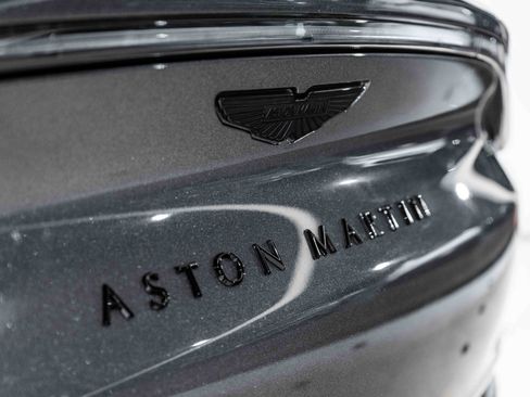 Used 2025 Aston Martin DBX 707 image 8