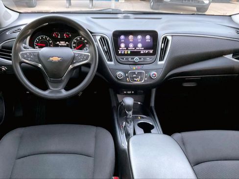 Used 2021 Chevrolet Malibu LS image 15