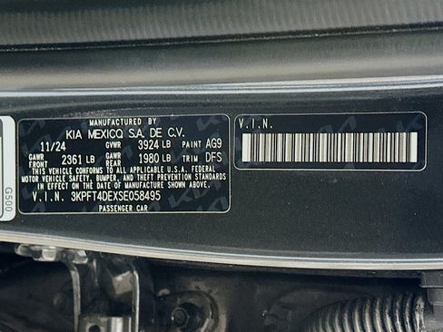 Used 2025 Kia K4 LXS image 12