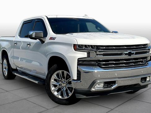 Used 2020 Chevrolet Silverado 1500 LTZ w/ LTZ Plus Package AWD/4WD image 3