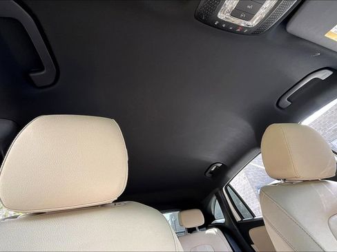 Used 2025 Mercedes-Benz GLA 250 4MATIC image 17