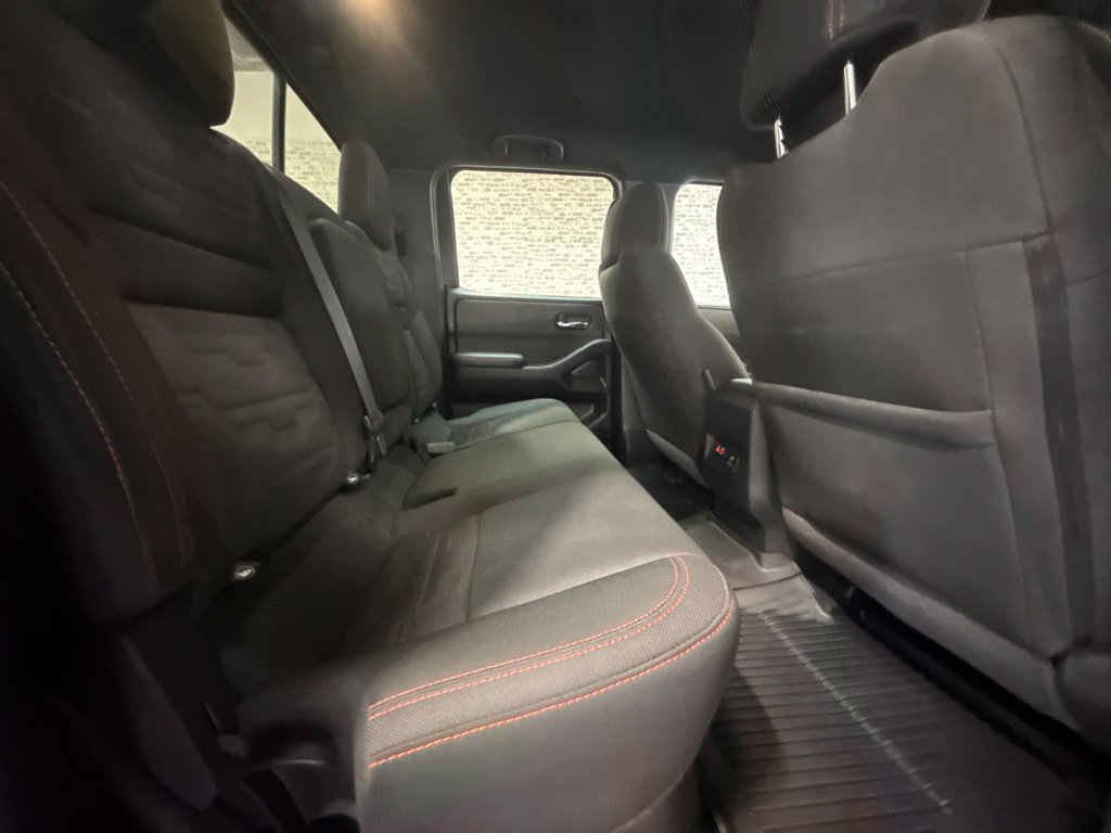 Used 2023 Nissan Frontier PRO-4X w/ Pro Convenience Package AWD/4WD image 12