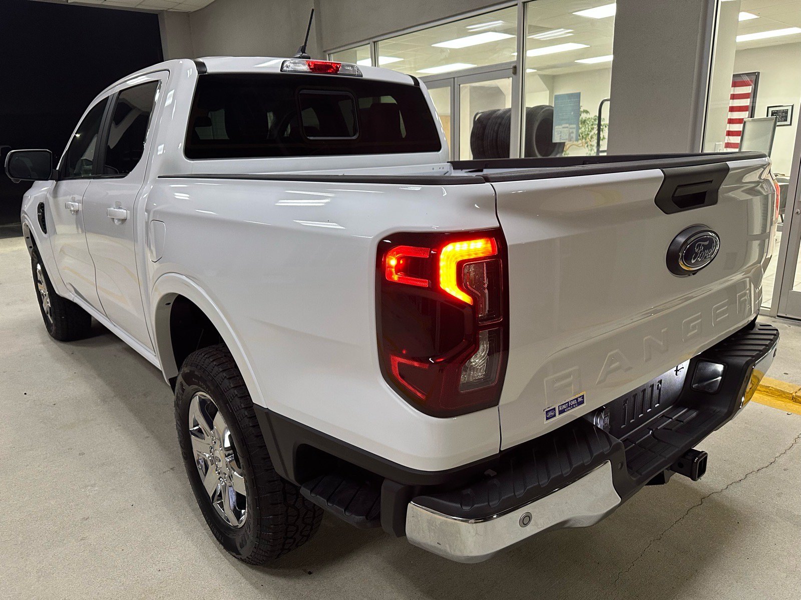New 2026 Ford Ranger Lariat w/ Chrome Accent Package RWD image 10
