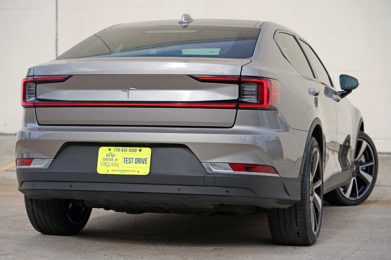 Used 2022 Polestar Polestar 2 w/ Plus Package AWD/4WD image 4