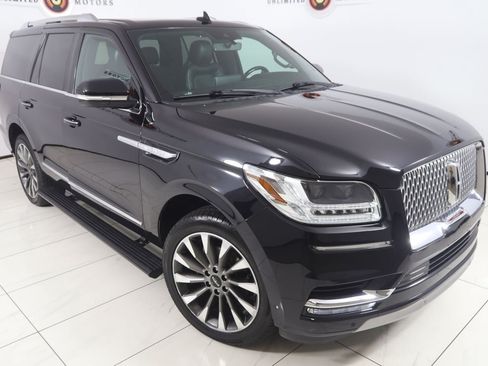 Used 2020 Lincoln Navigator Reserve AWD/4WD image 17