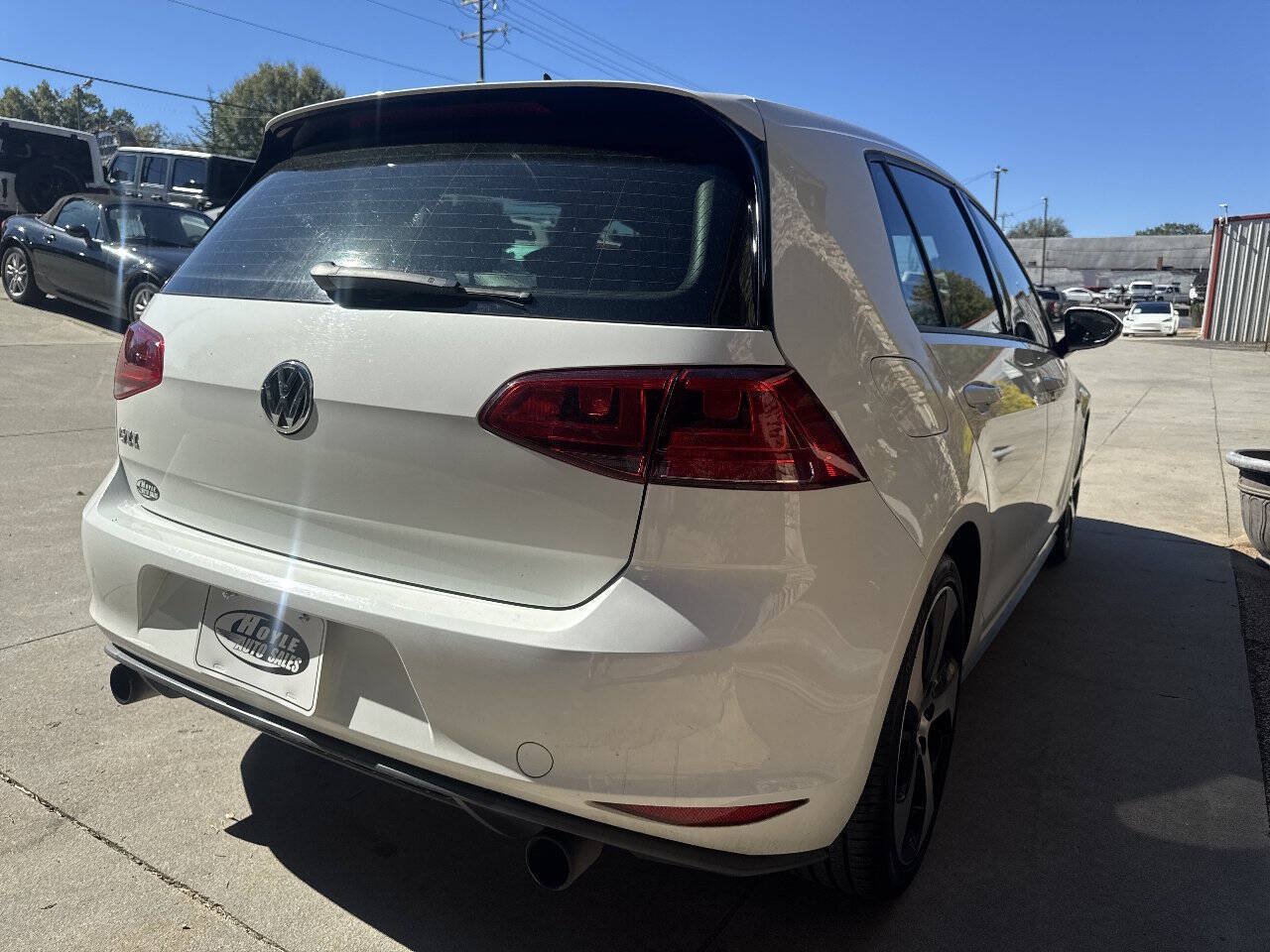 Used 2017 Volkswagen GTI S FWD image 5