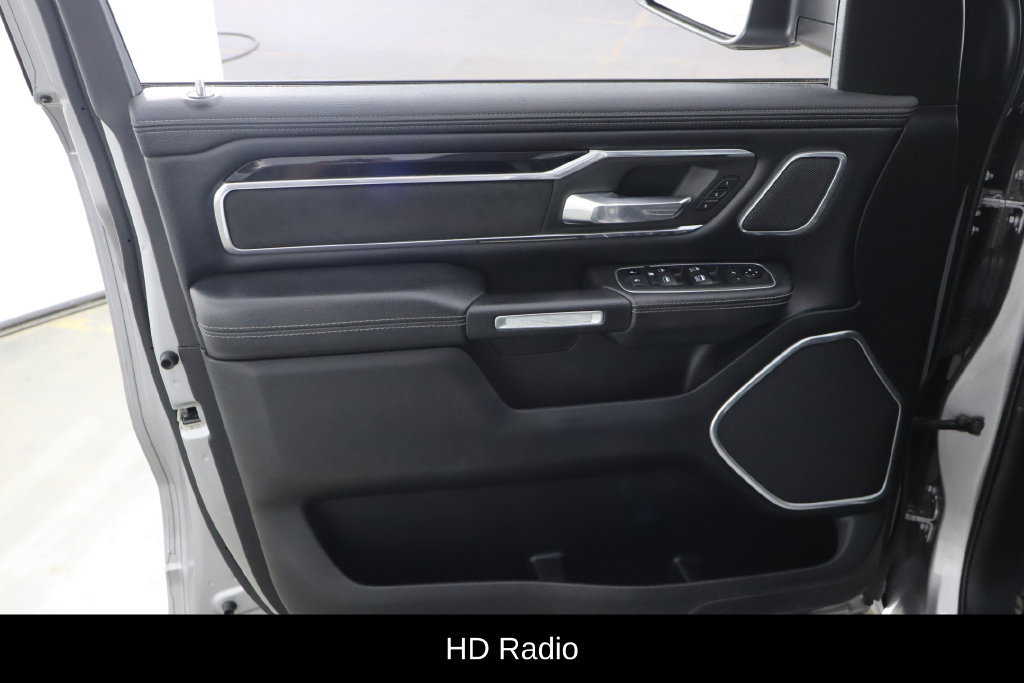 Used 2021 RAM 1500 Laramie AWD/4WD image 11