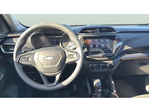 Used 2023 Chevrolet TrailBlazer LT w/ Convenience Package image 12