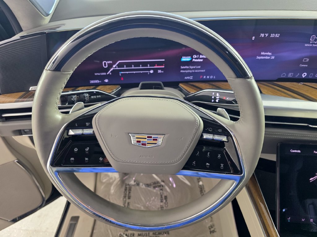 Used 2025 Cadillac Escalade ESV Sport Platinum AWD/4WD image 19