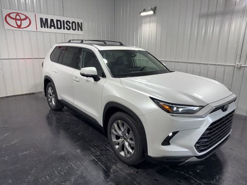 New 2026 Toyota Grand Highlander AWD Hybrid image 4