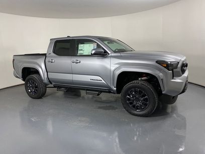 New 2025 Toyota Tacoma SR5