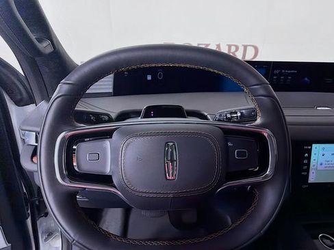 New 2025 Lincoln Navigator Black Label AWD/4WD image 11