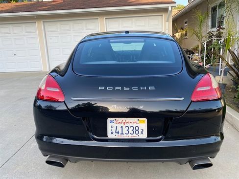 Used 2011 Porsche Panamera 4 AWD/4WD image 8