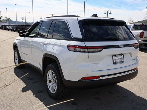 New 2026 Jeep Grand Cherokee Laredo X image 6