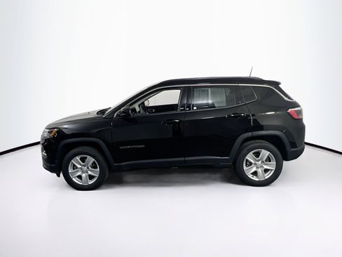 Used 2022 Jeep Compass Latitude AWD/4WD image 8