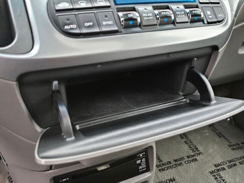 Used 2010 Honda Odyssey EX-L image 18