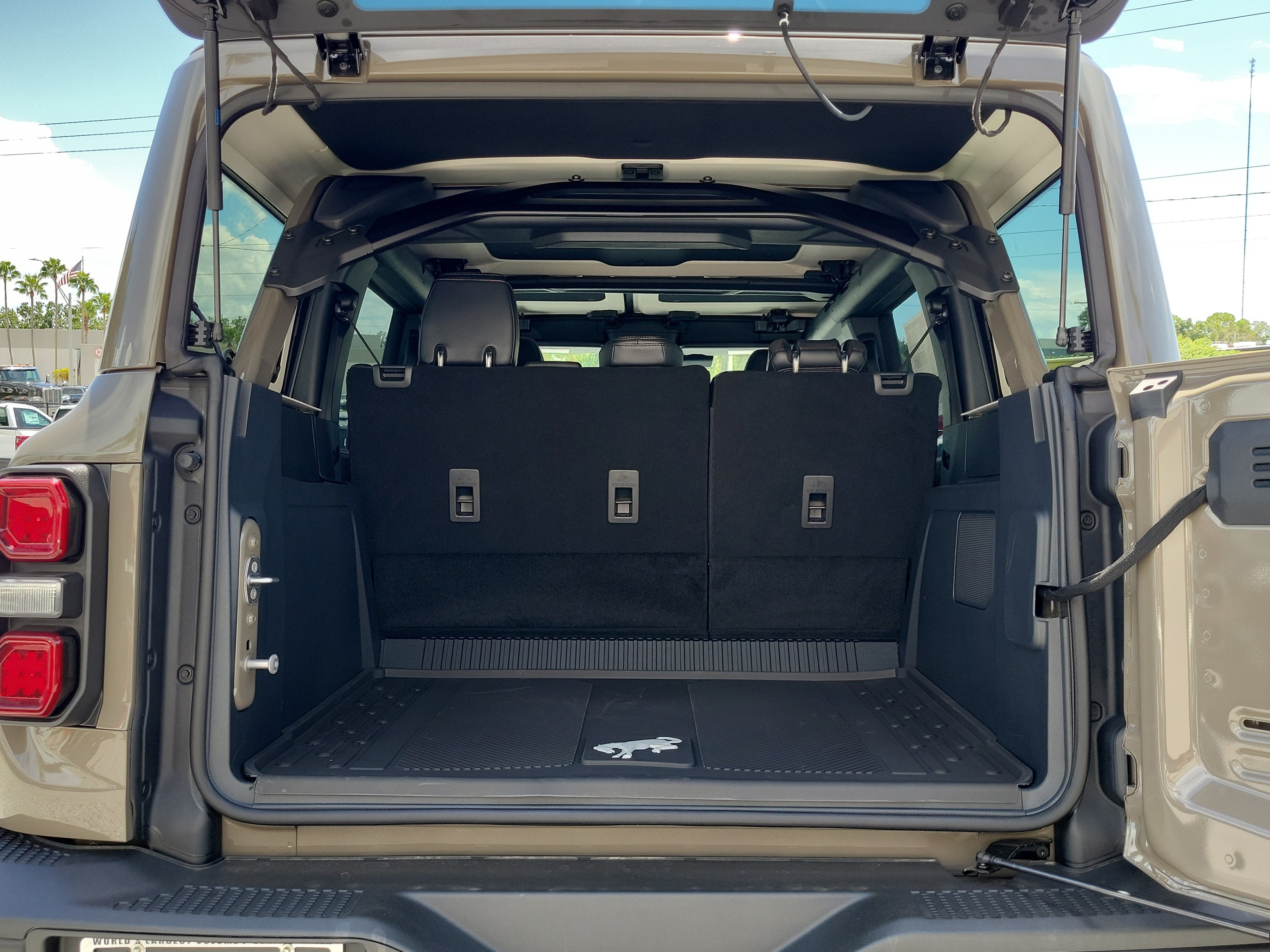New 2026 Ford Bronco Raptor AWD/4WD image 10